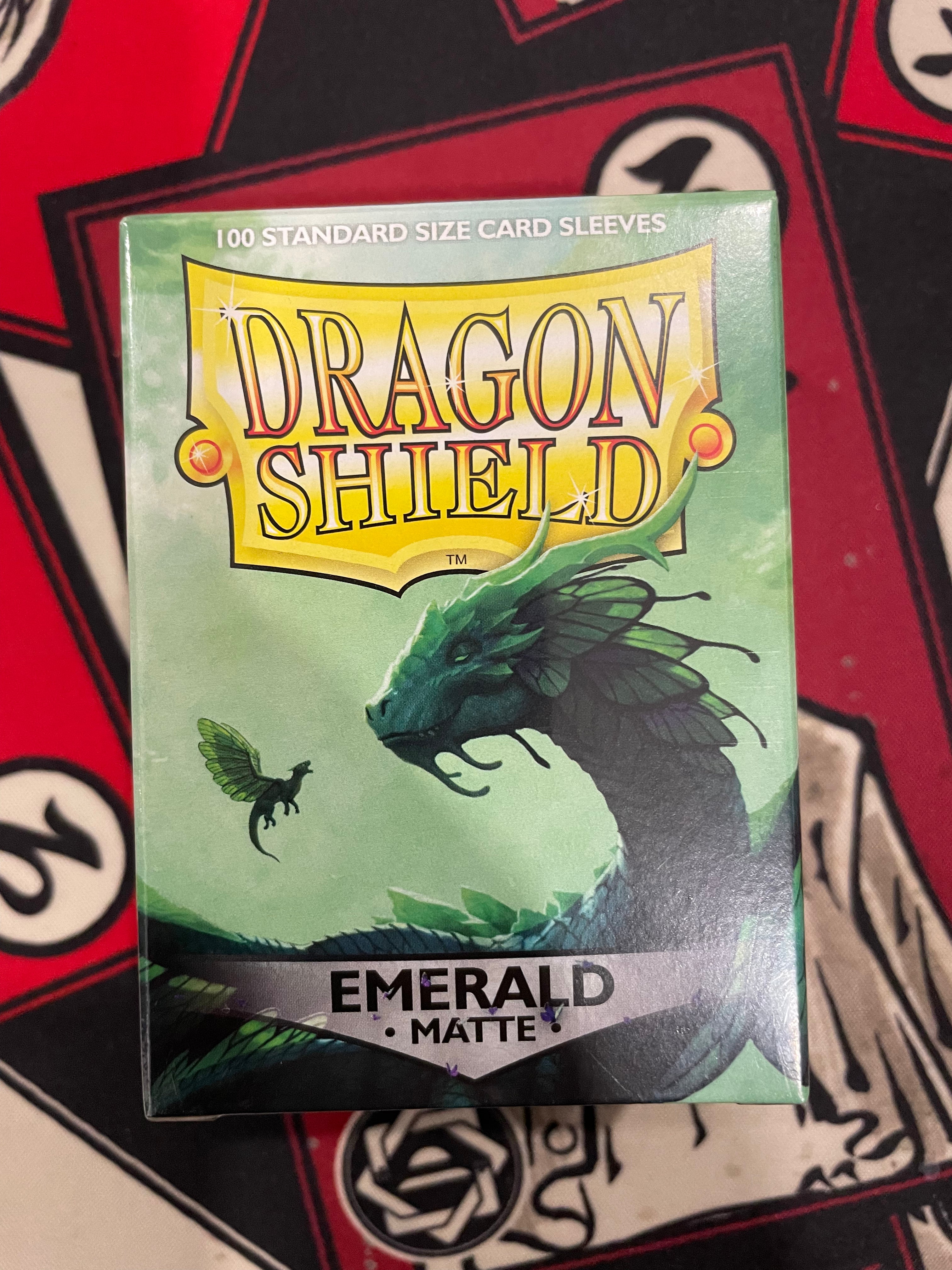 Dragon Shield Matte Sleeves - Emerald (100 Sleeves)
